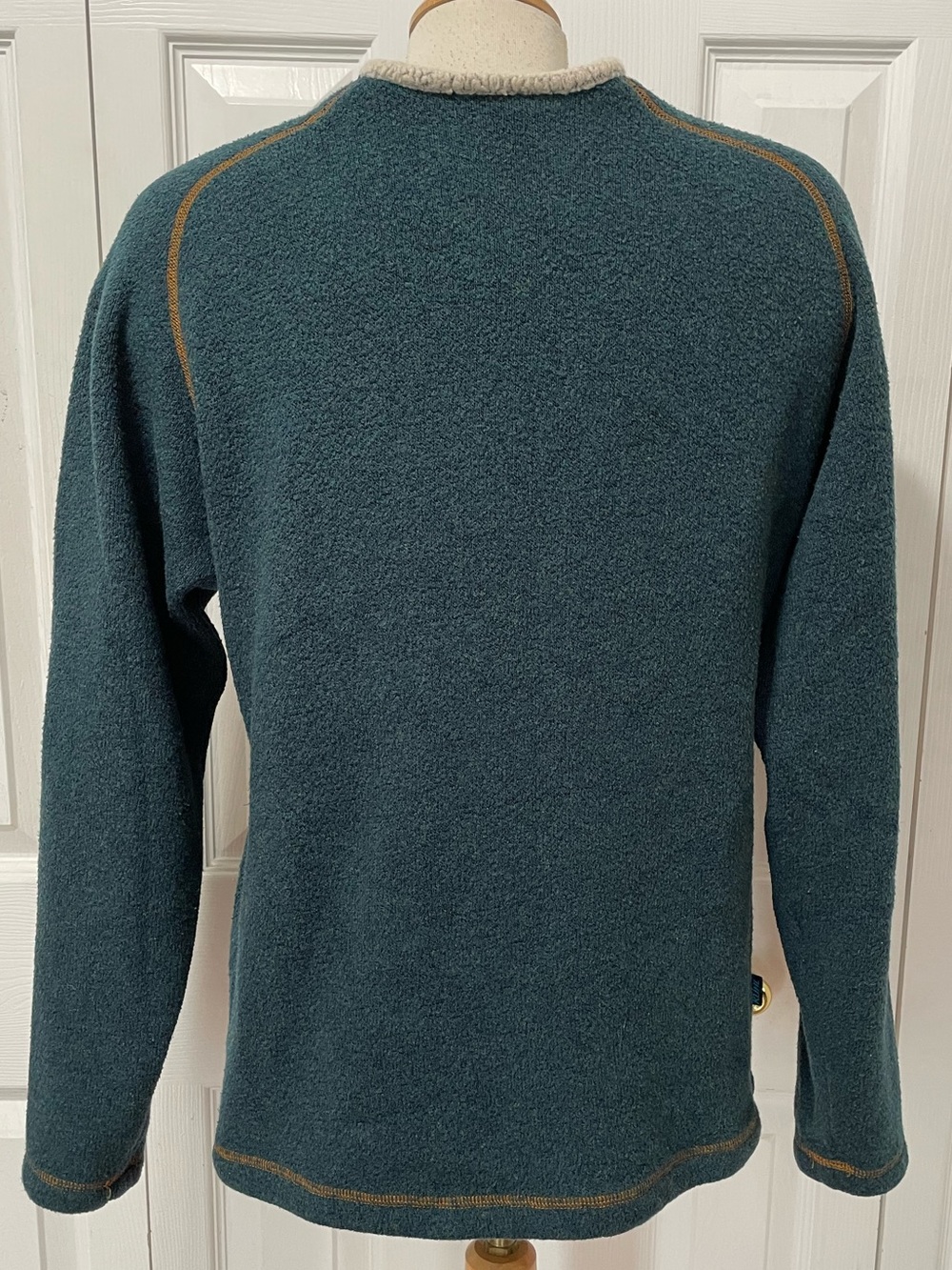 Kuhl Men's Teal Crewneck Pullover with Tan Stitching